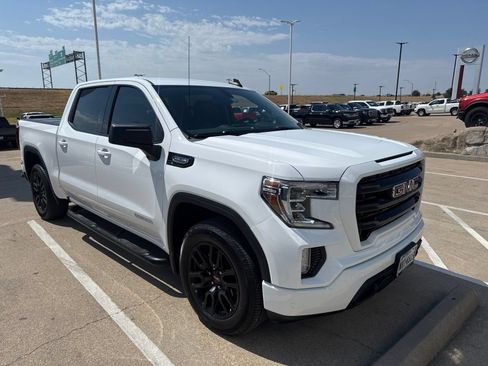 Used 2020 GMC Sierra 1500 Elevation w/ Elevation Value Package RWD image 3