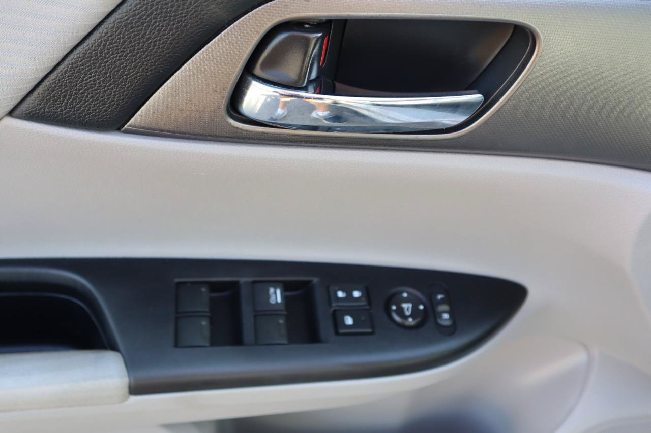 Used 2015 Honda Accord LX image 13