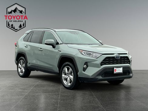 Certified 2021 Toyota RAV4 XLE Premium image 7