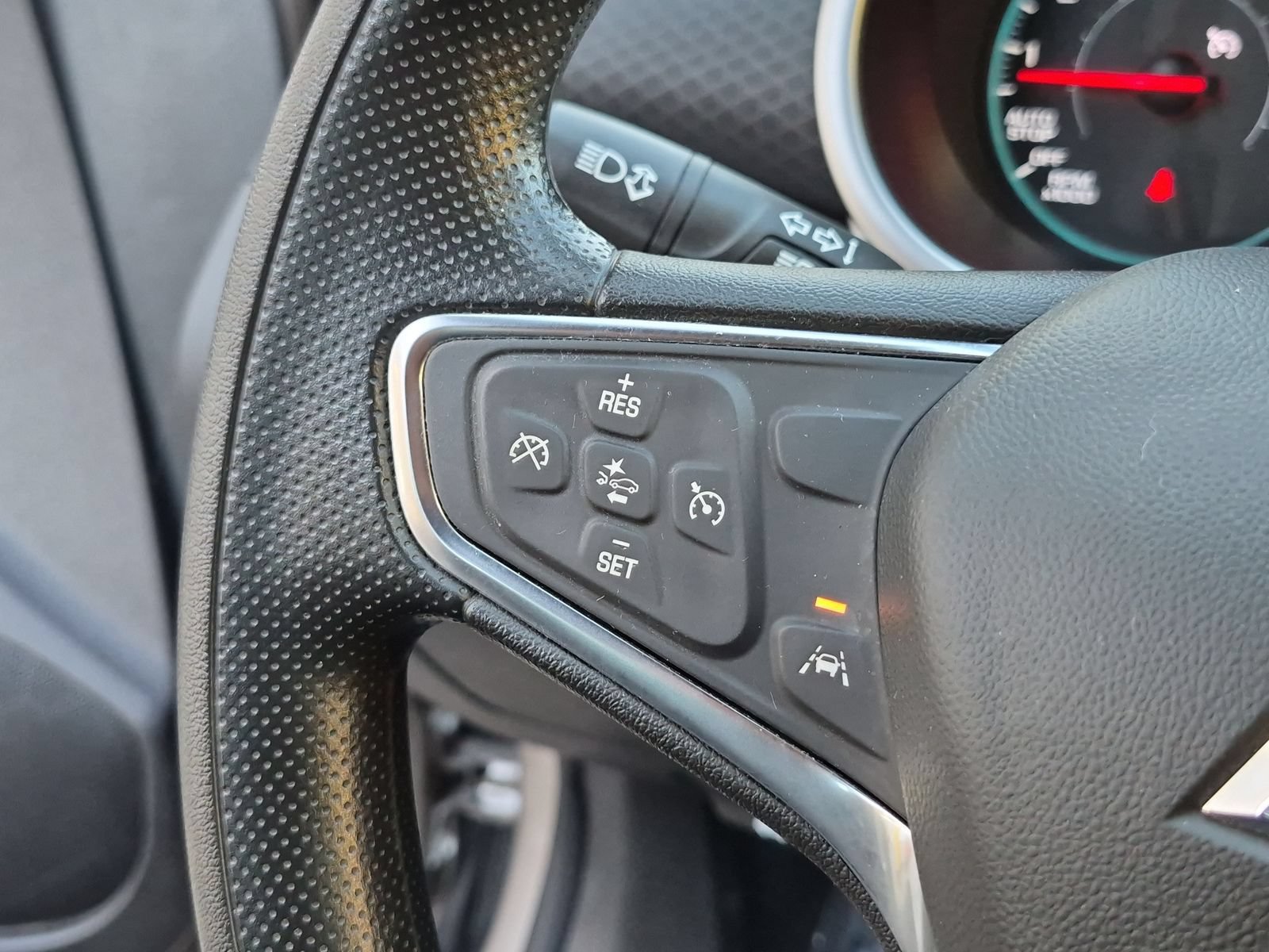 Used 2025 Chevrolet Malibu LT FWD image 24