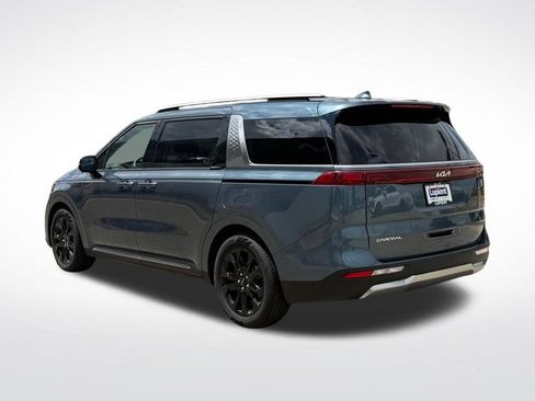 Used 2024 Kia Carnival SX FWD image 8