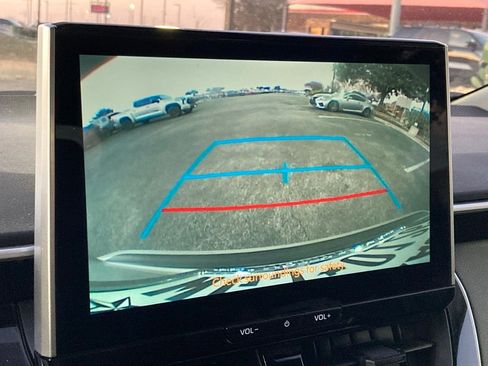 Certified 2025 Toyota Corolla SE image 20