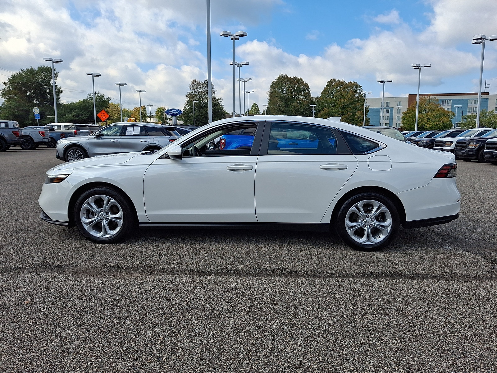 Used 2024 Honda Accord LX image 6