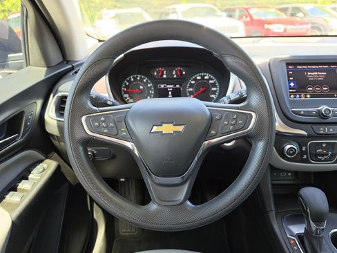 Used 2024 Chevrolet Equinox LS w/ Driver Confidence II Package FWD image 12