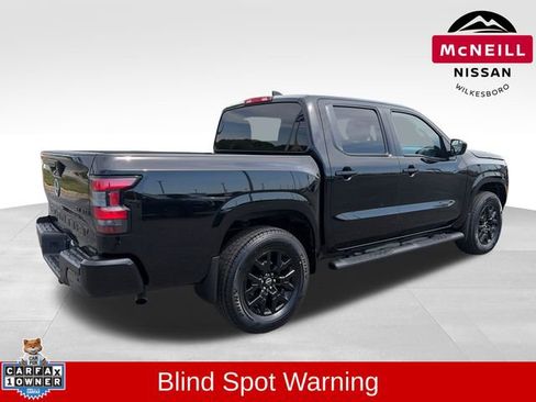 Used 2023 Nissan Frontier SV w/ Midnight Edition Package AWD/4WD image 7