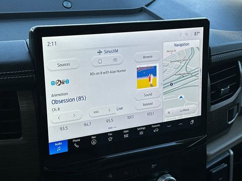 Used 2023 Ford Expedition Max Limited image 18