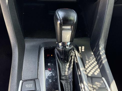 Used 2020 Honda Civic Sport image 11
