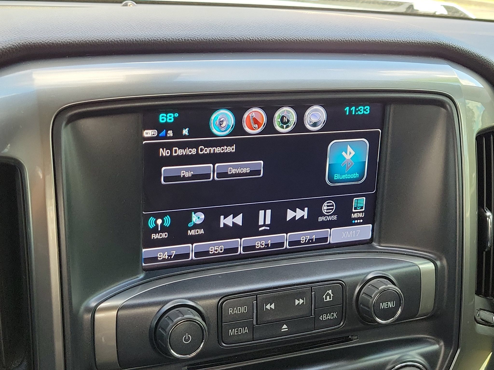 Used 2019 Chevrolet Silverado 1500 LT w/ All Star Edition AWD/4WD image 16