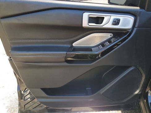 Used 2021 Ford Explorer ST w/ Equipment Group 401A image 18