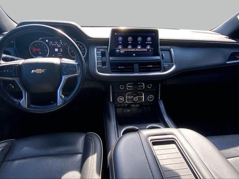 Used 2021 Chevrolet Tahoe Premier RWD image 16