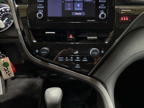 Used 2023 Toyota Camry LE FWD image 21