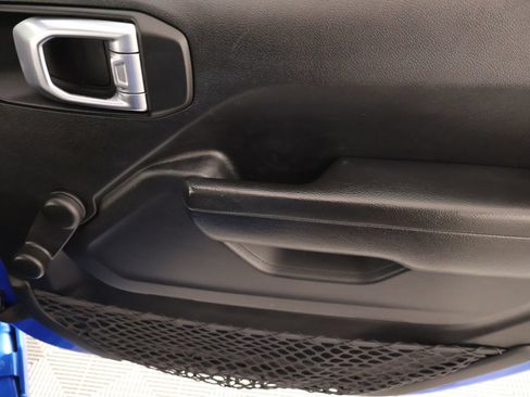 Used 2023 Jeep Wrangler Sport AWD/4WD image 13