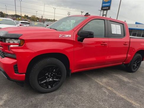 Used 2022 Chevrolet Silverado 1500 RST image 4