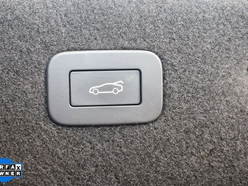 Used 2023 Jaguar XF R-Dynamic SE image 81