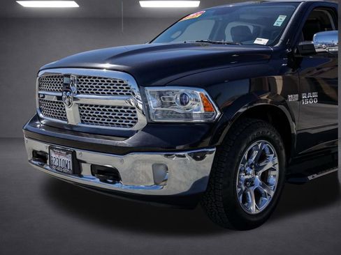 Used 2015 RAM 1500 Laramie w/ Convenience Group image 9