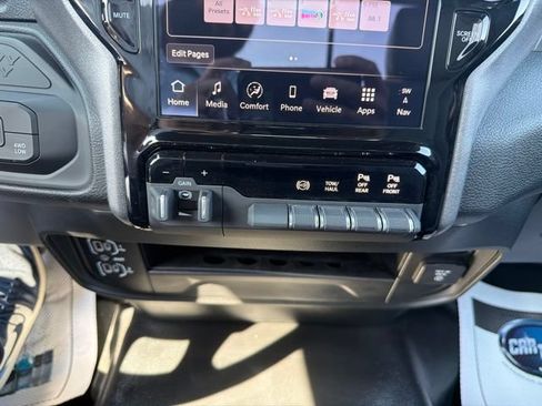 Used 2026 RAM 2500 Tradesman AWD/4WD image 32