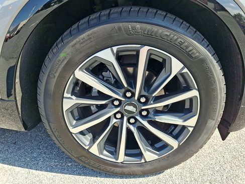 Used 2025 Cadillac Lyriq Sport w/ LPO, Floor Liner Package AWD/4WD image 9