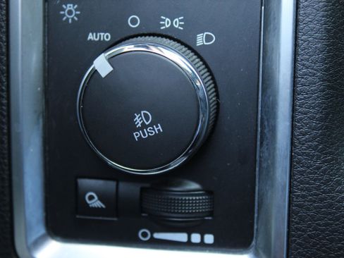 Used 2017 RAM 2500 Big Horn image 23