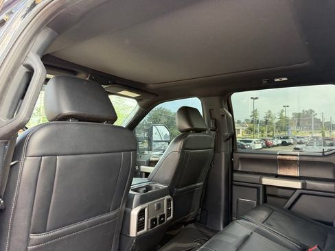 Used 2022 Ford F350 Lariat w/ Black Appearance Package AWD/4WD image 25