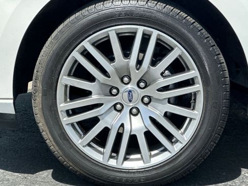 Certified 2023 Ford Expedition Platinum AWD/4WD image 28