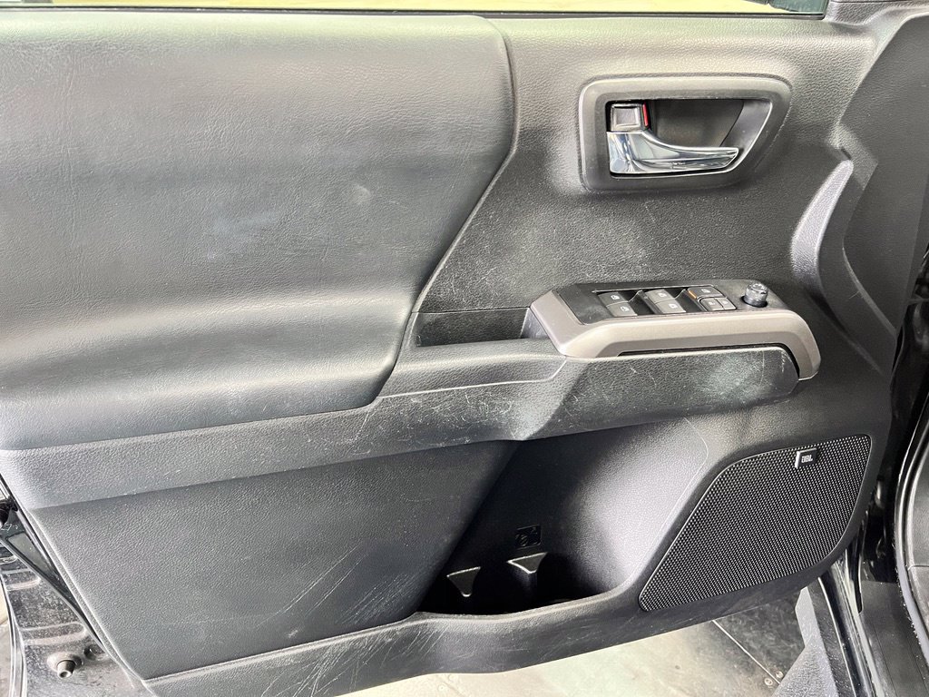 Used 2023 Toyota Tacoma Limited AWD/4WD image 22