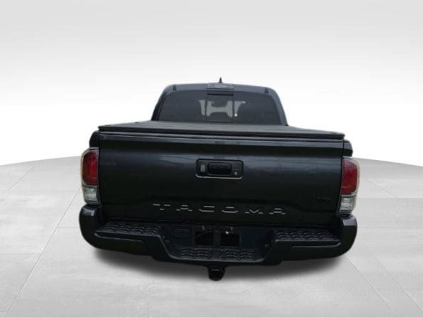 Used 2023 Toyota Tacoma TRD Sport AWD/4WD image 5