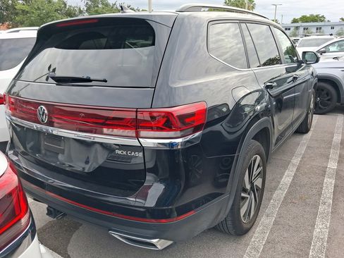 Used 2024 Volkswagen Atlas SE FWD image 8
