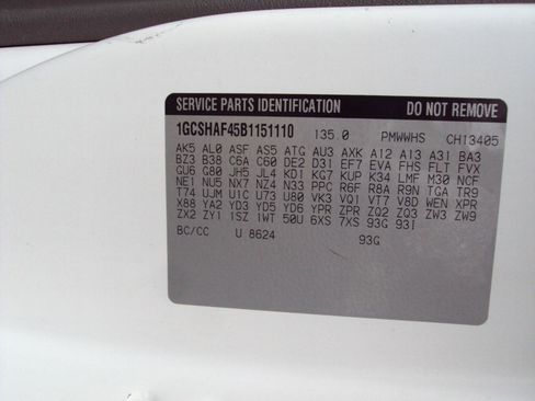 Used 2011 Chevrolet Express 1500 AWD image 14