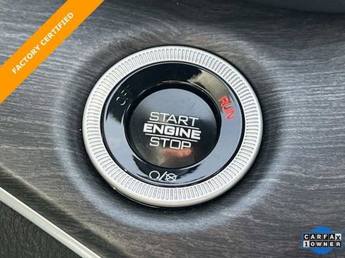 Certified 2024 Jeep Grand Cherokee Limited image 37