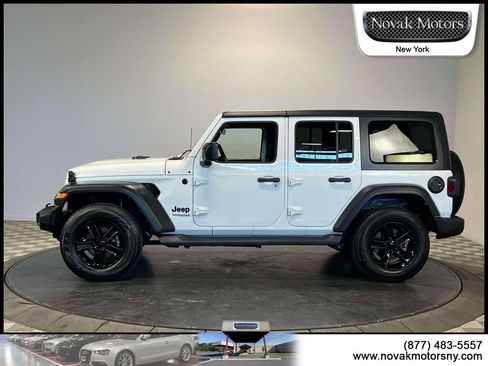 Used 2021 Jeep Wrangler Unlimited Sport AWD/4WD image 5