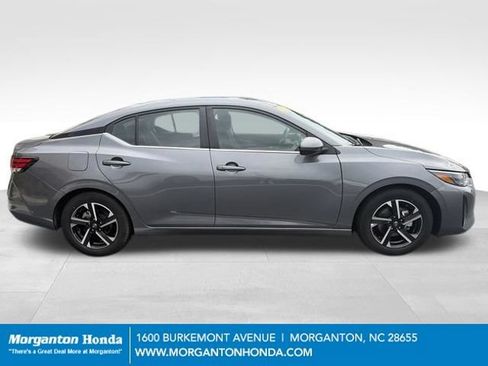 Used 2024 Nissan Sentra SV FWD image 10