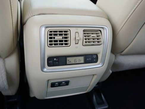 Used 2019 INFINITI QX60 Luxe w/ Essential Package image 30