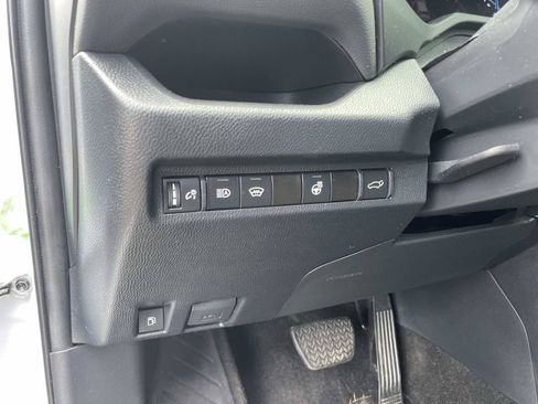 Certified 2024 Toyota RAV4 SE w/ Convenience Package AWD/4WD image 16