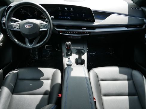 Used 2024 Cadillac XT4 Sport AWD/4WD image 8