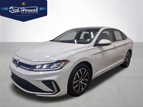 New 2026 Volkswagen Jetta SE image 1