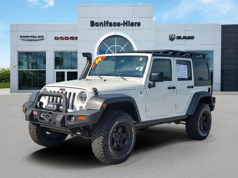 Used 2014 Jeep Wrangler Unlimited Sport w/ Quick Order Package 24S AWD/4WD image 3