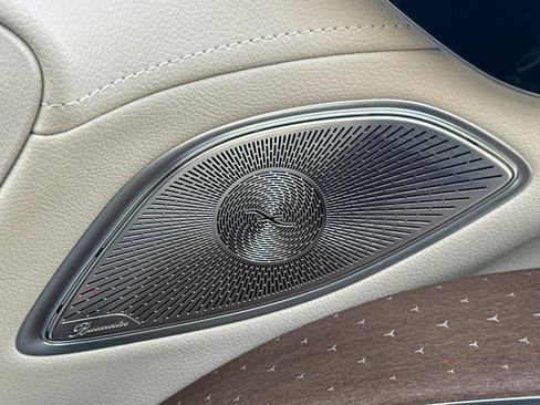 Certified 2023 Mercedes-Benz EQS 450+ SUV image 33