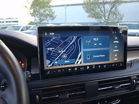 Certified 2023 Lincoln Corsair FWD image 19