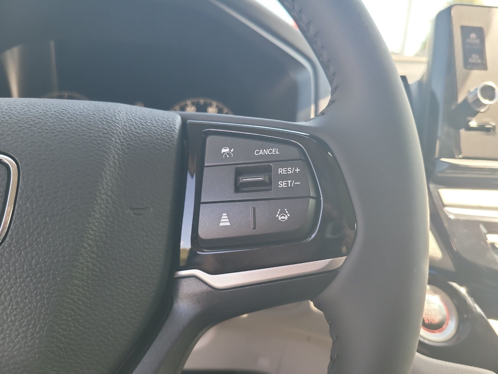 New 2027 Honda Odyssey Touring image 14