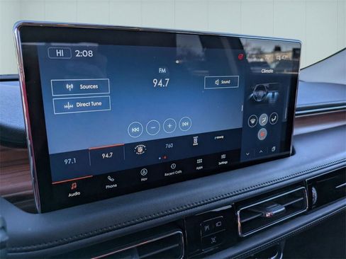 Certified 2023 Lincoln Nautilus Reserve image 23