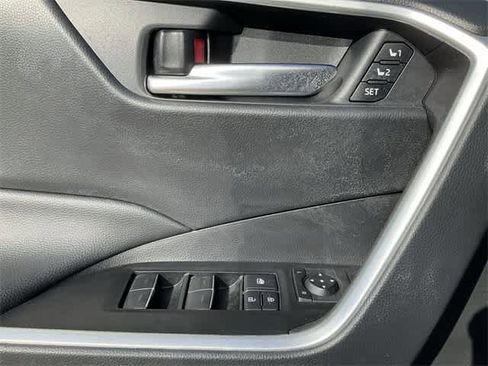 Used 2025 Toyota RAV4 XLE Premium image 14