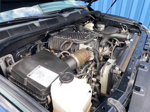 Used 2018 Toyota Tundra Platinum image 8