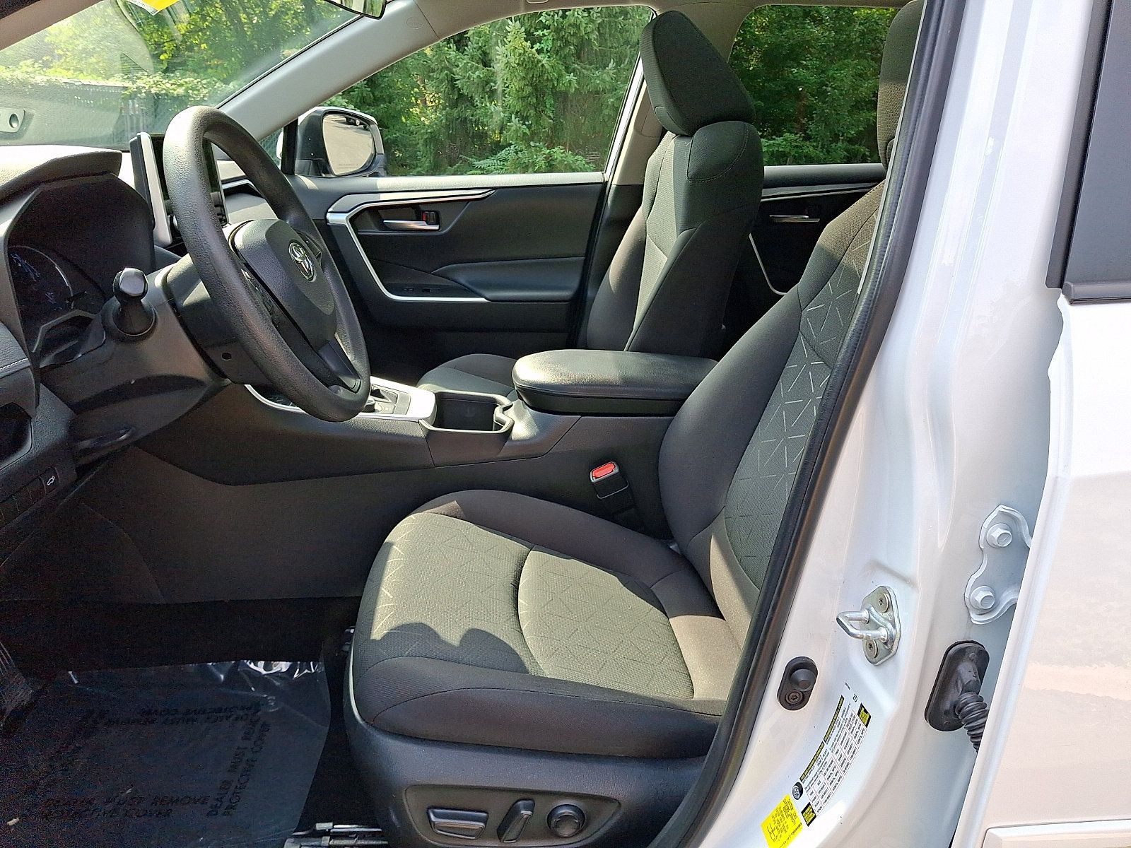 Used 2024 Toyota RAV4 XLE w/ Convenience Package AWD/4WD image 13