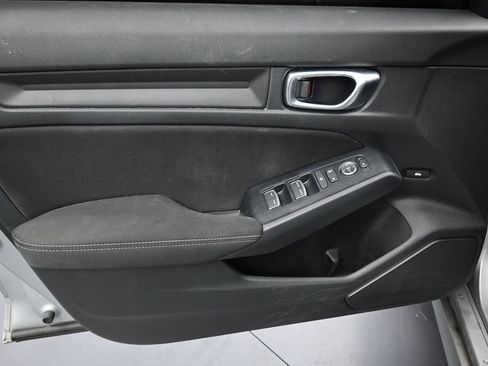 Used 2025 Honda Civic Sport image 10