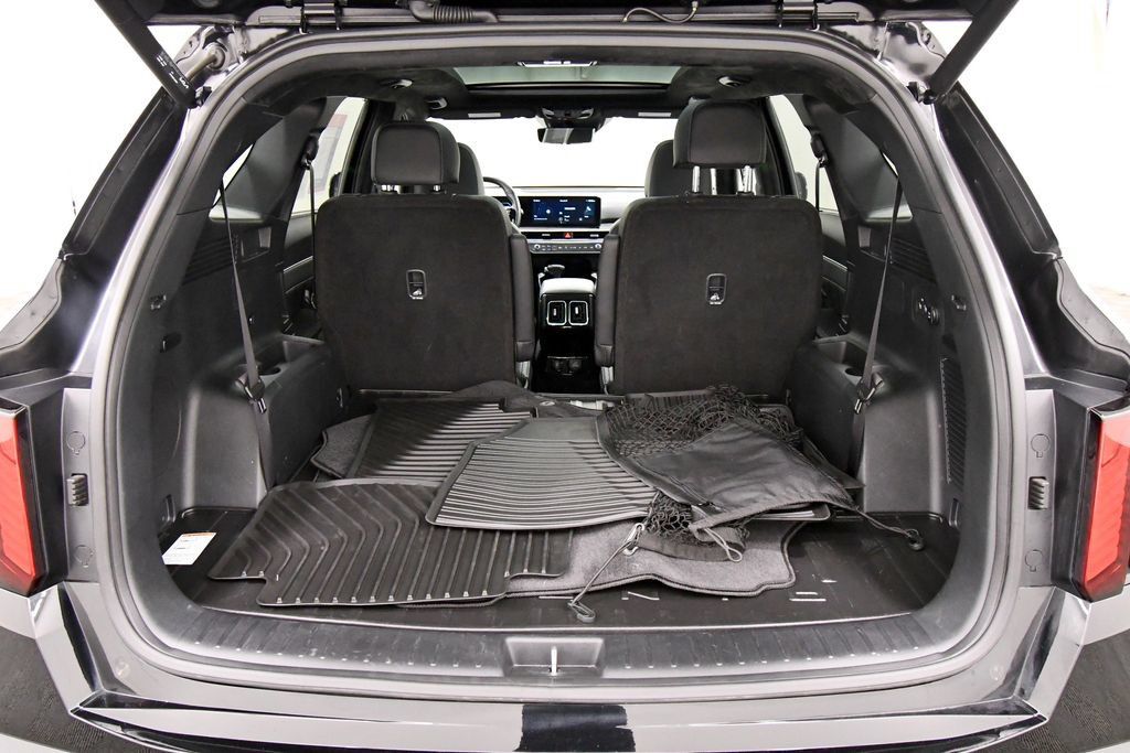 Certified 2026 Kia Sorento SX Prestige AWD/4WD image 7