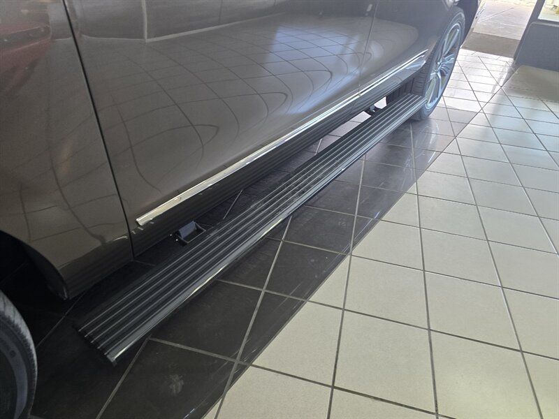 Used 2018 Lincoln Navigator L Black Label AWD/4WD image 48