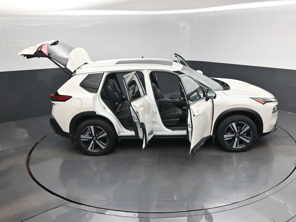 Used 2023 Nissan Rogue Platinum w/ Platinum Premium Package AWD/4WD image 18