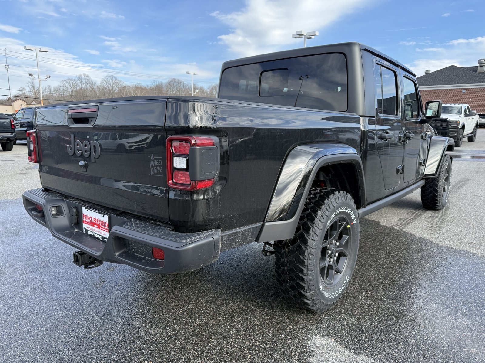 New 2026 Jeep Gladiator Sport AWD/4WD image 3