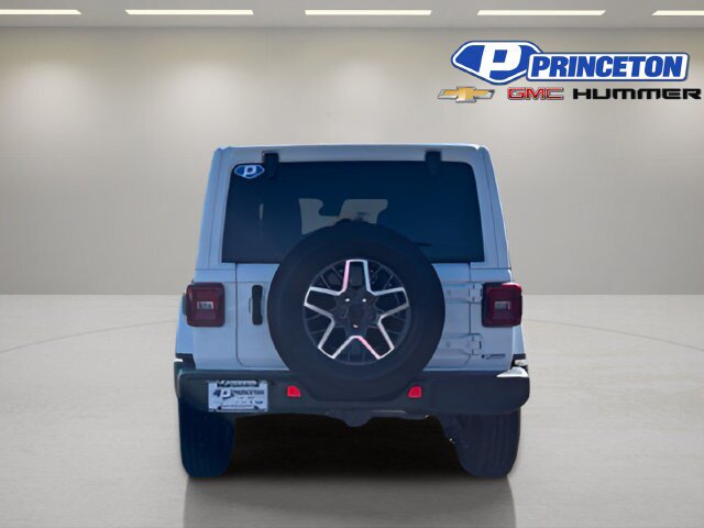 Used 2024 Jeep Wrangler Unlimited Sahara AWD/4WD image 6
