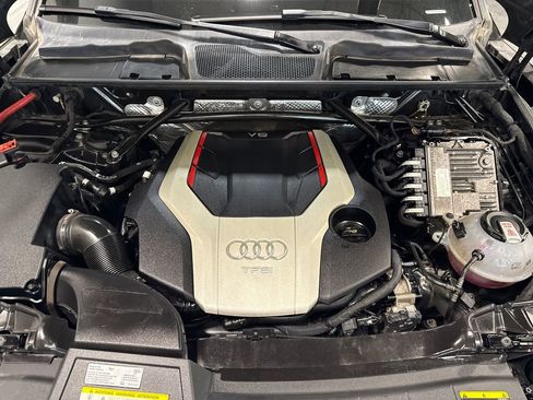 Used 2018 Audi SQ5 Prestige w/ Prestige Package AWD/4WD image 21